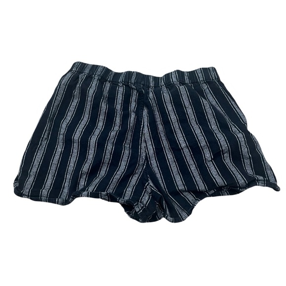 Brandy Melville Navy Shorts with White Stripes – Size Medium 🌊✨ - Picture 3 of 6